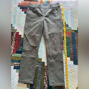 Tommy Hilfiger Stretch Waist Chino Capris Size 8
